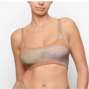 SKIMS JELLY SHEER SCOOP NECK BRALETTE